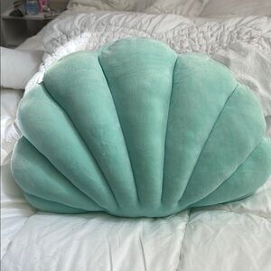 Mint Green Shell Pillow